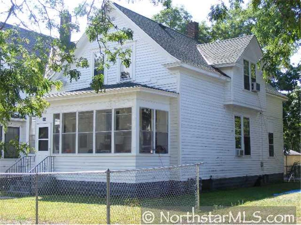 534 Jenks Ave E - 1